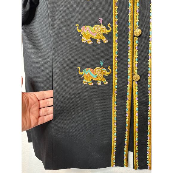 Bob Mackie wearable art black coat embroidered Elephants gold logo buttons large - Picture 10 of 16